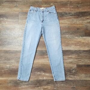 VINTAGE LEVI'S CLASSICSLIM TAPER JEANS SIZE 12 M